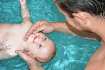teach your baby to swim waterbabies1